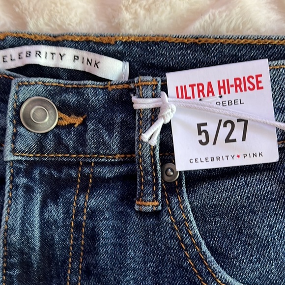 Jean Shorts! - Picture 3 of 3